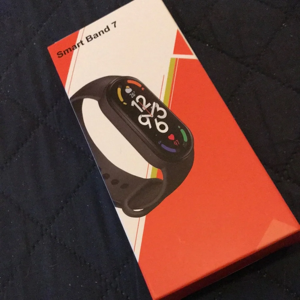 Smart Band 7 Fitness Tracker - Black